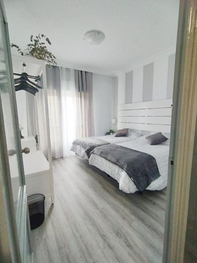 Apartamento Ana Maria Сан Хуан дел Пуерто Екстериор снимка
