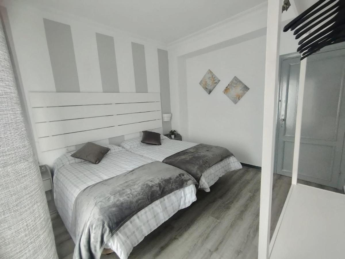 Apartamento Ana Maria Сан Хуан дел Пуерто Екстериор снимка
