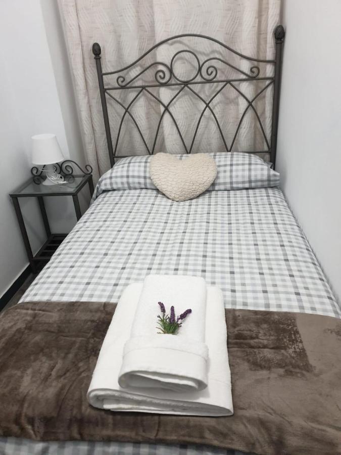 Apartamento Ana Maria Сан Хуан дел Пуерто Екстериор снимка