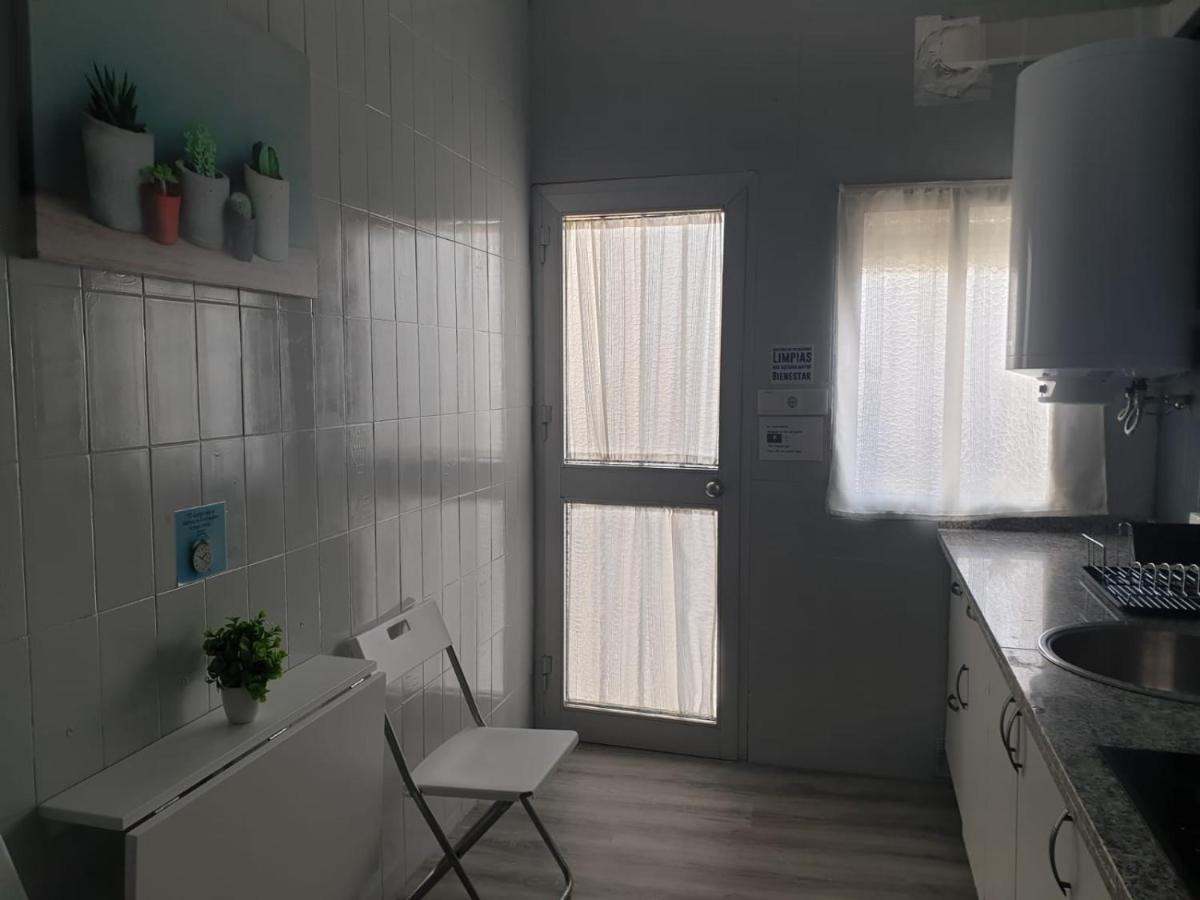 Apartamento Ana Maria Сан Хуан дел Пуерто Екстериор снимка